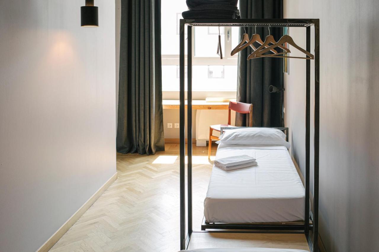 Casabase Hostel Milan Exterior photo