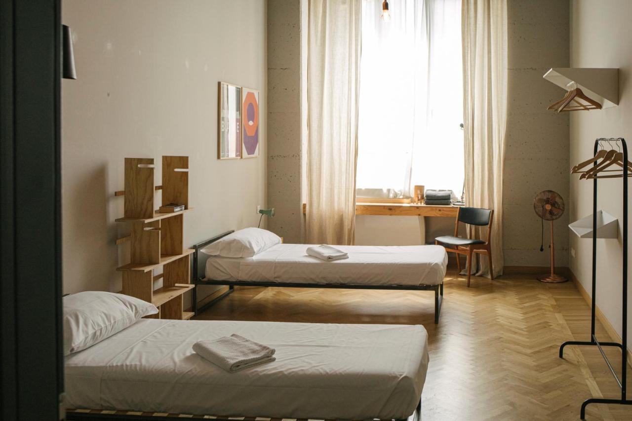 Casabase Hostel Milan Exterior photo